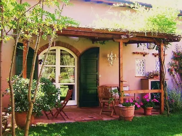 Podere L'Olmaia Марсилиана Фермерский дом