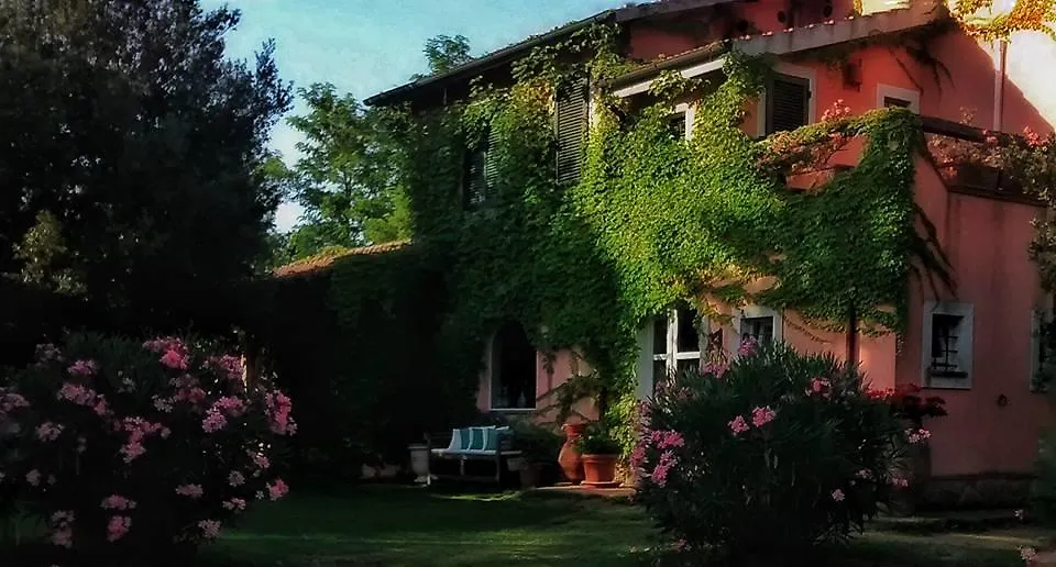 Podere L'Olmaia Марсилиана Италия